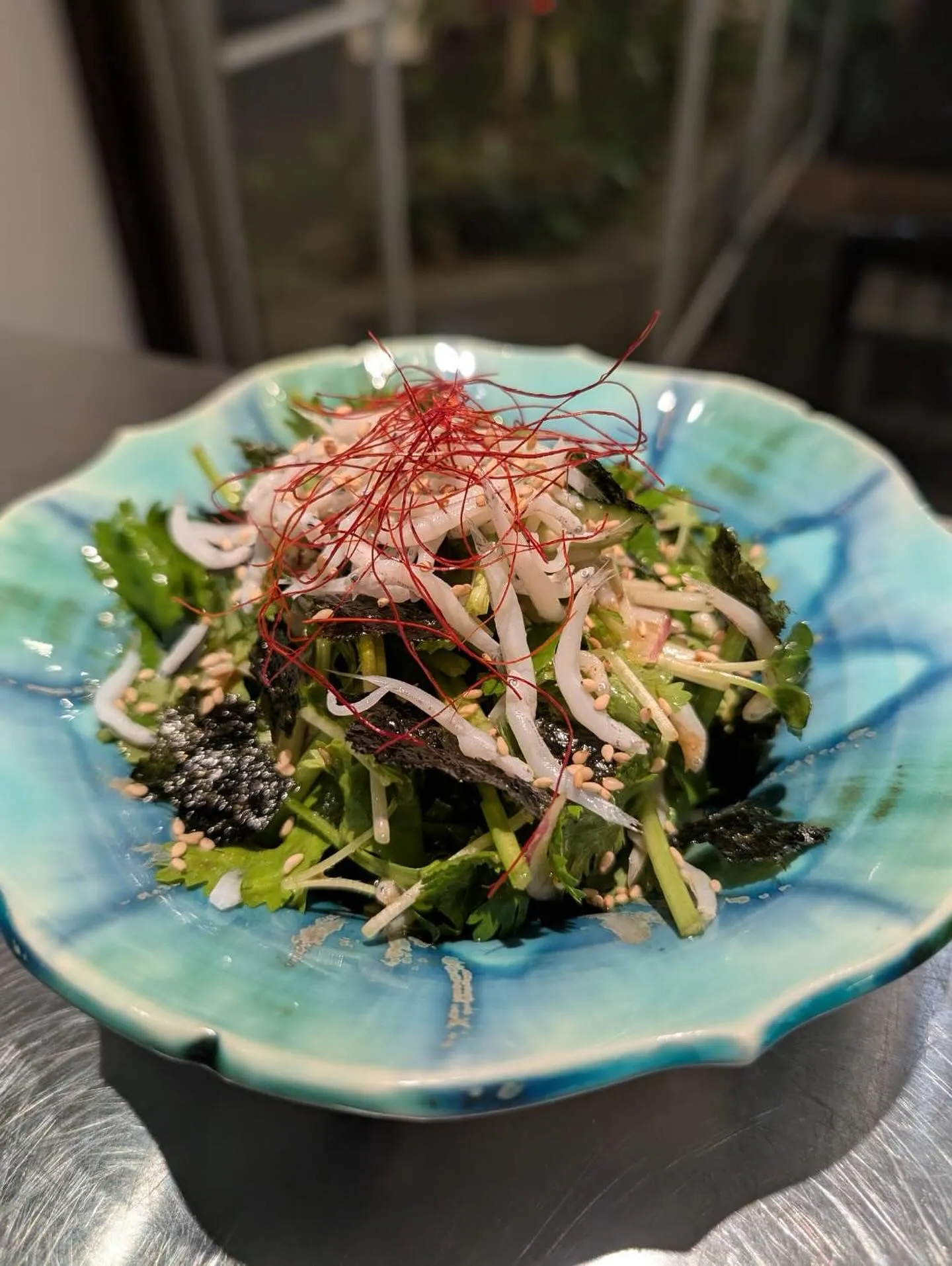 秋の訪れとともに、しらすが美味しい季節がやってきました。